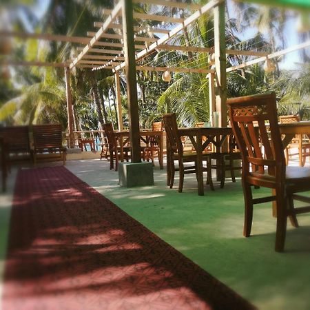 Kyaw Myanmar Hotel Gyeiktaw Buitenkant foto