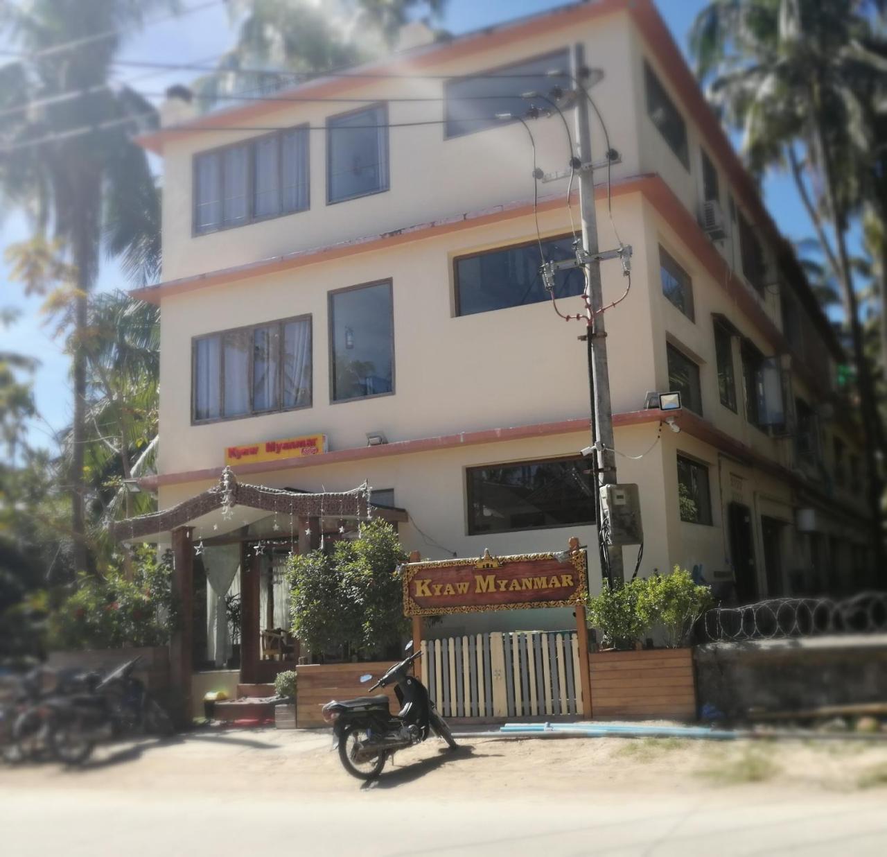 Kyaw Myanmar Hotel Gyeiktaw Buitenkant foto